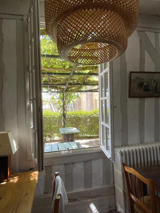 Hotel Et Restaurant Traditionnel L' Escalandes Lesperon  Екстер'єр фото